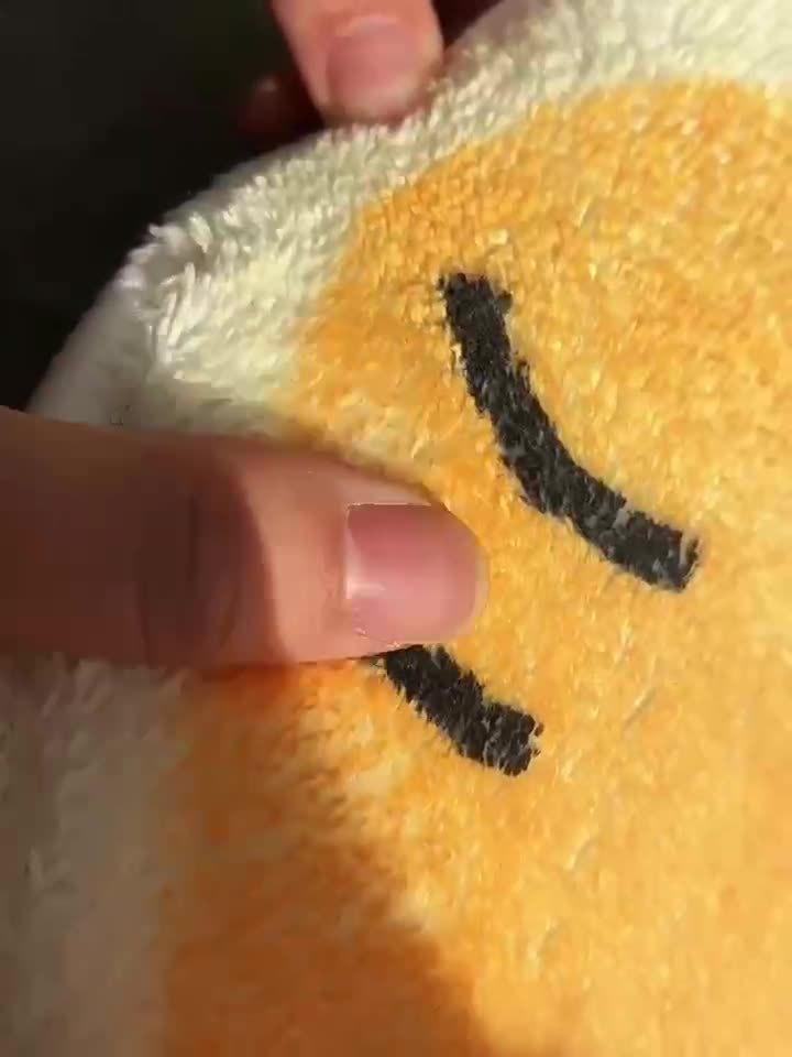 Creative Red Lips Shape Plush Bath Carpet Water-absorbent Dirt-resistant Rug Home Sofa Bathroom Halloween Doormat