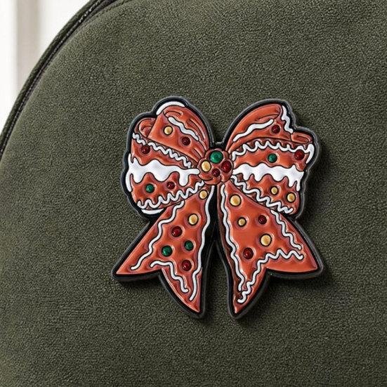 Yousheng Brooch Pin, Gingerbread Man Design Lapel Pin, Enamel Glaze Bright Color Badge with Standard Safety Pin, Christmas Colors Festive Accessory