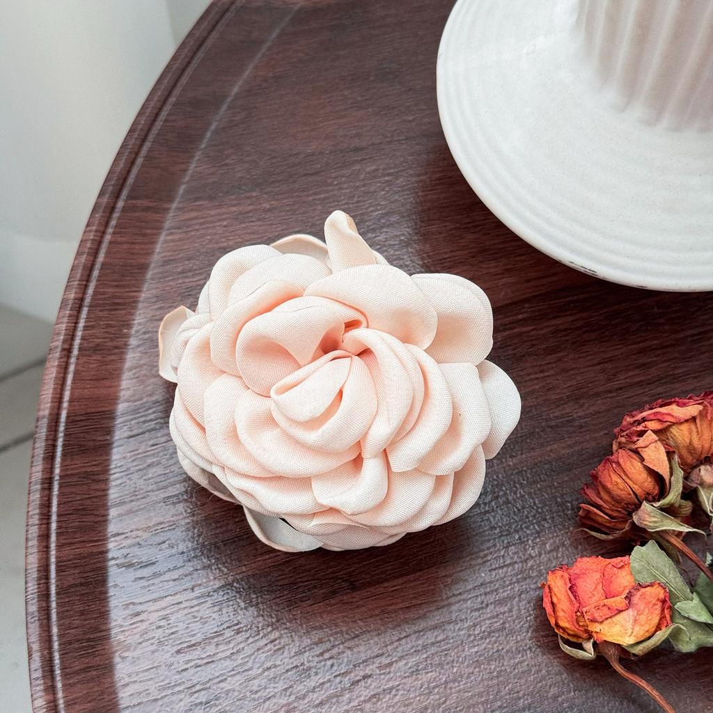 Elegant Summer Rose Flower Hair Clip For Effortless Updos And Fashionable Styles