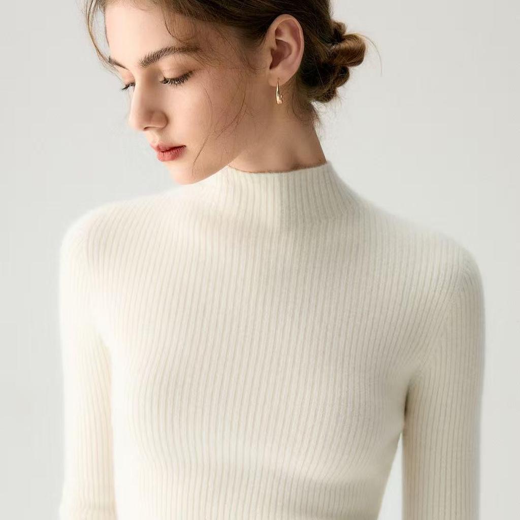 Women's Slim-Fit Pure Cashmere Knit Base Layer Sweater