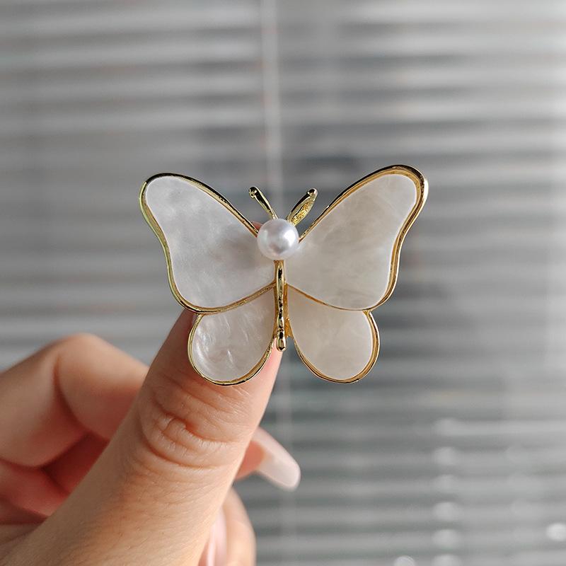 White Butterfly Brooch - Anti-Wardrobe Malfunction Pin with Mother-of-Pearl Finish, Ready Stock Clothing Accessory.
