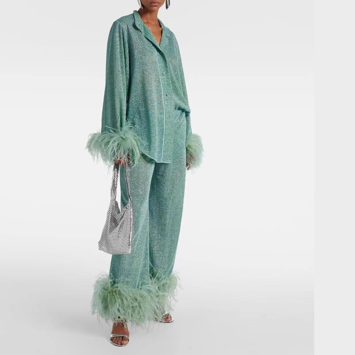 

Осенне-зимний женский комплект из двух предметов: свитер, утягивающий талию и утягивающий широкие брюки XL зелёный