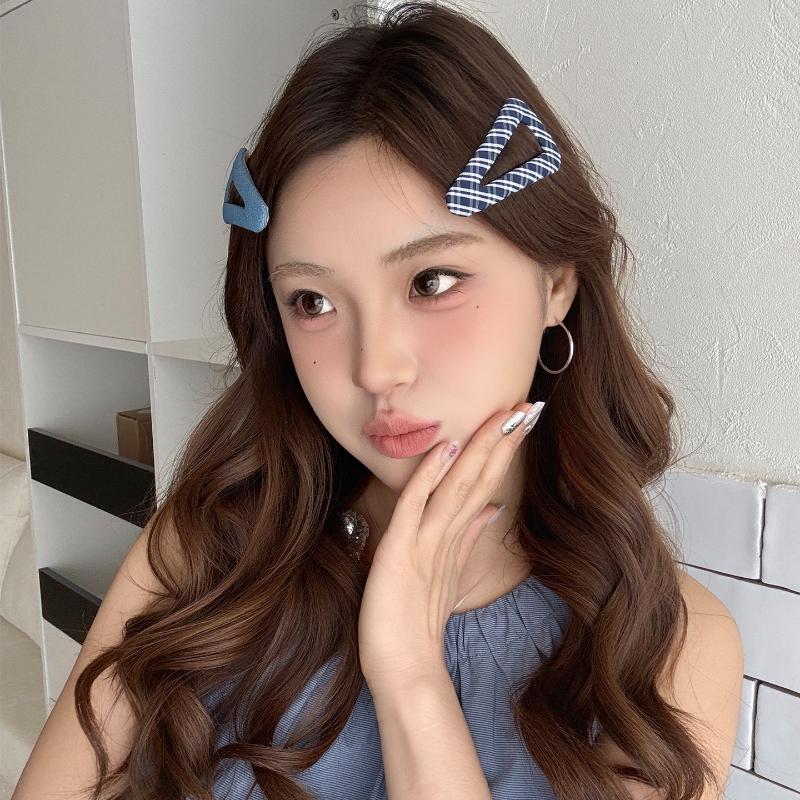 2/4/8Pcs Cute Polka Dot Triangle Hair Clip For Girls, New Fabric Hair Accessories For Bangs And Side Hair, Lovely Hairpin Headwe