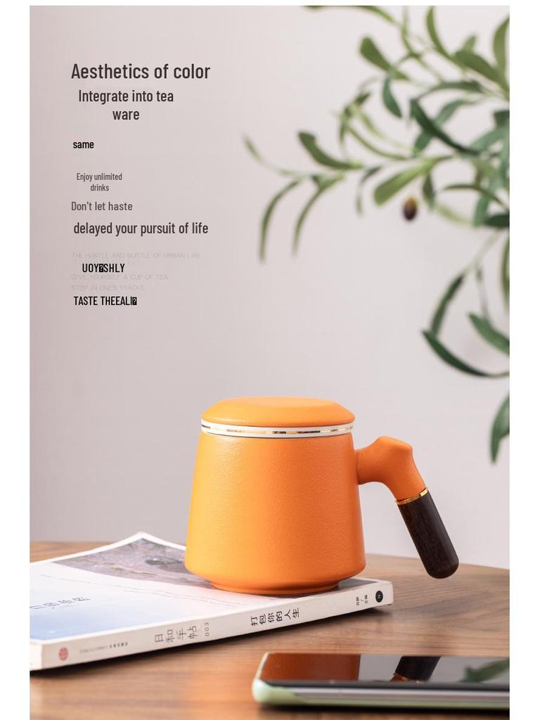 Chinese Style Ceramic Cup Gift Set with Lid and Wooden Handle - Three-Piece Tea Cup with Filter