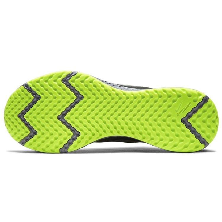 Nike Revolution 5 'Black Volt Green' CZ8678-001