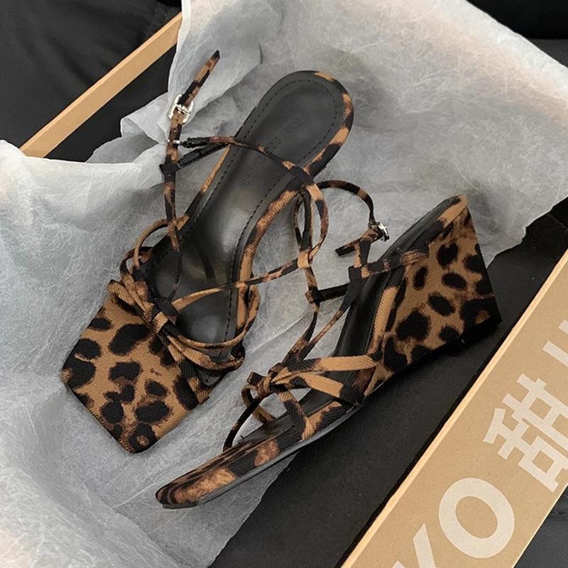 Fashion SUOJIALUN 2025 New Brand Women Sandal Fashion Narrow Band Ladies Gladiator Shoes High Wedge Heel Outdoor Dress Pumps Shoes