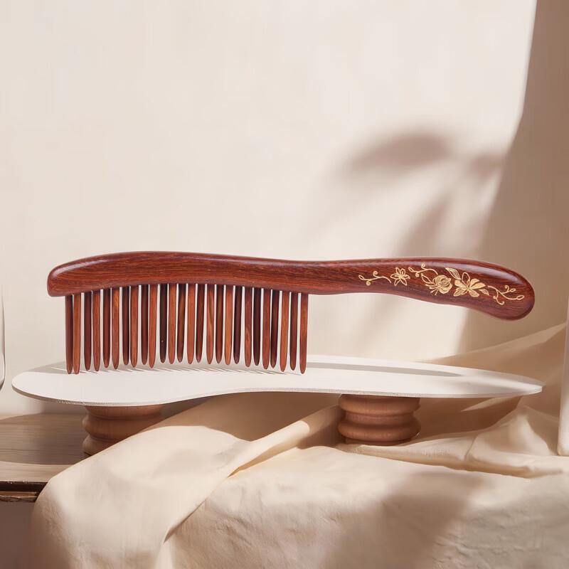

Tan Mujiang Solid Wood Long Handle Hair Comb Gift Set