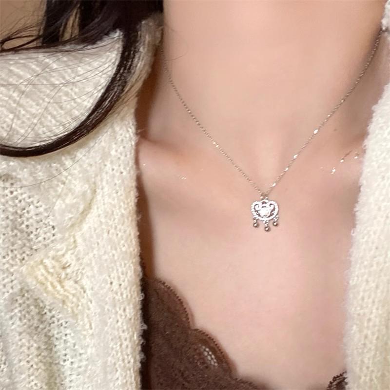 Ping An Women's Chinese-Style Longevity Clavicle Necklace - Elegant Luxury Accessory