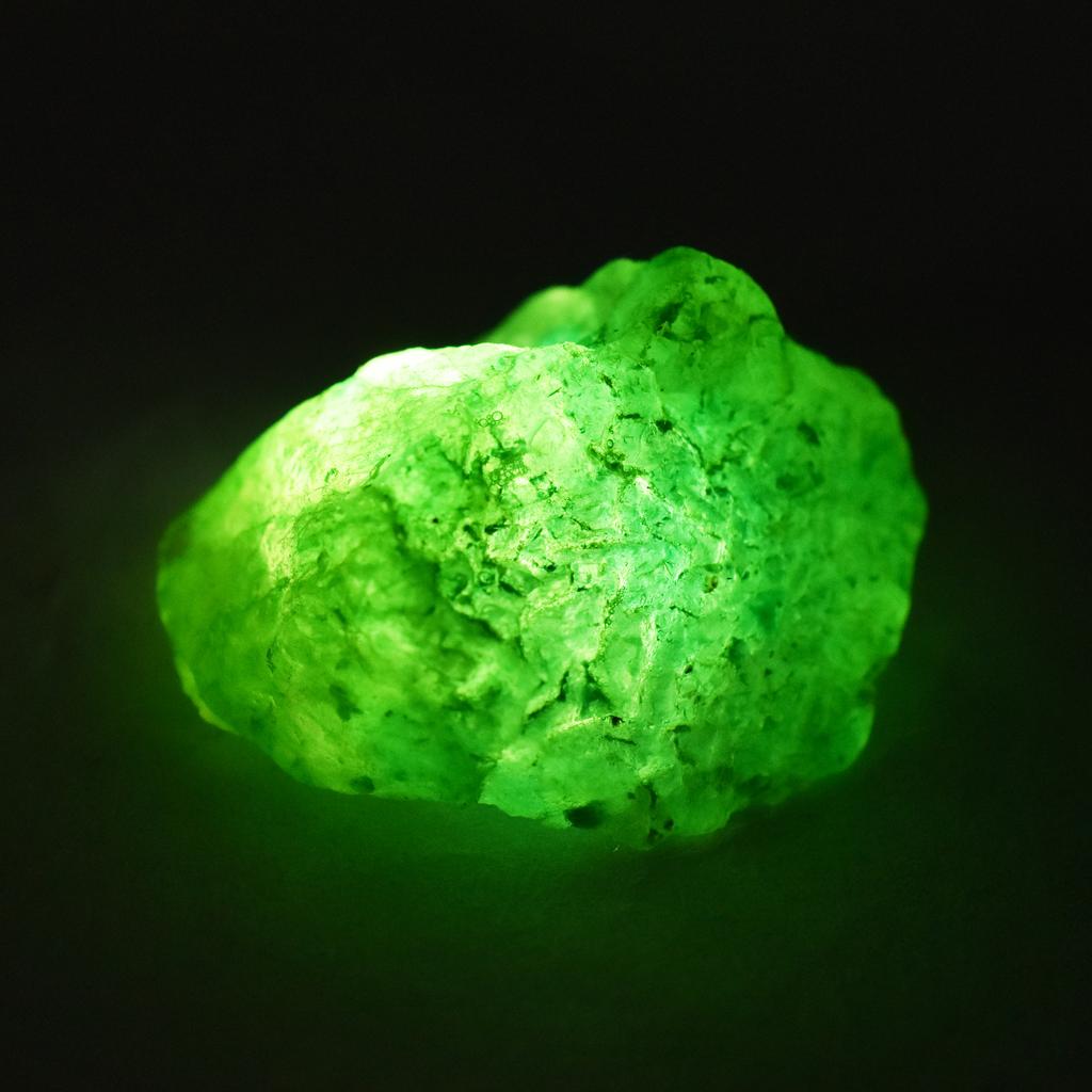 89.95 Ct Natural Emerald Huge Rough Earth Mined CERTIFIED Green Loose Gemstone AR-4084-Sa