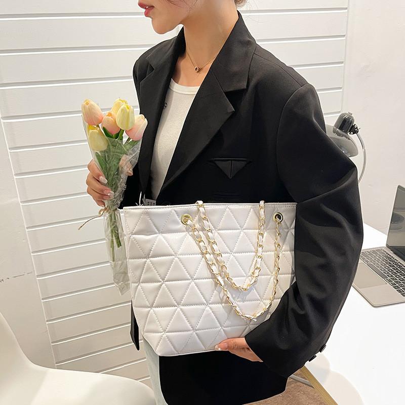 Urban Chic Großes Fassungsvermögen Sommer-Tragetasche Für Damen Stilvoll 2022 Neu Pu-Schultertasche