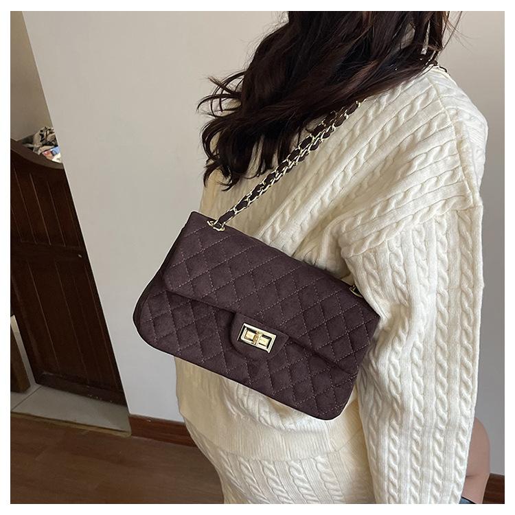 1Pc Ersatile Fashion Niche Large-capacity Tote Bag New Chain Diamond Shoulder Bag High-end Small Fragrant Messenger Bag