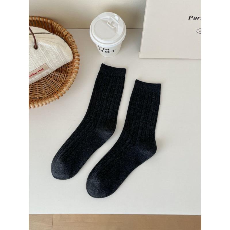Twisted Socks, Women's Mid-calf Socks, Autumn and Winter Trend, Retro Pure Cotton Sports Pile Long Socks