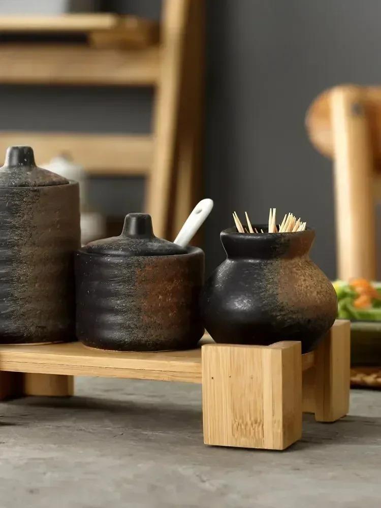 Retro Ceramic Seasoning Jars Salt and Pepper Shakers Kitchen Spice Tools Spice Organizer Jars Seasoning Box Kitchen Accessories