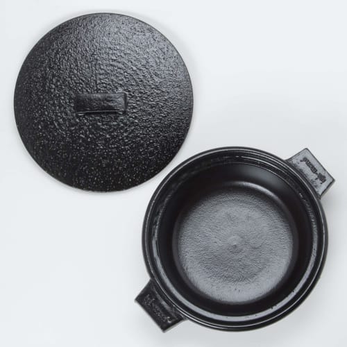 Hase Seito Hase-en Bistro Earthenware Pot, 2-3 Person Capacity, Approx. 23cm, Approx. 900ml Capacity, Can Be Cooked Over an Open Fire or Empty, Oven S