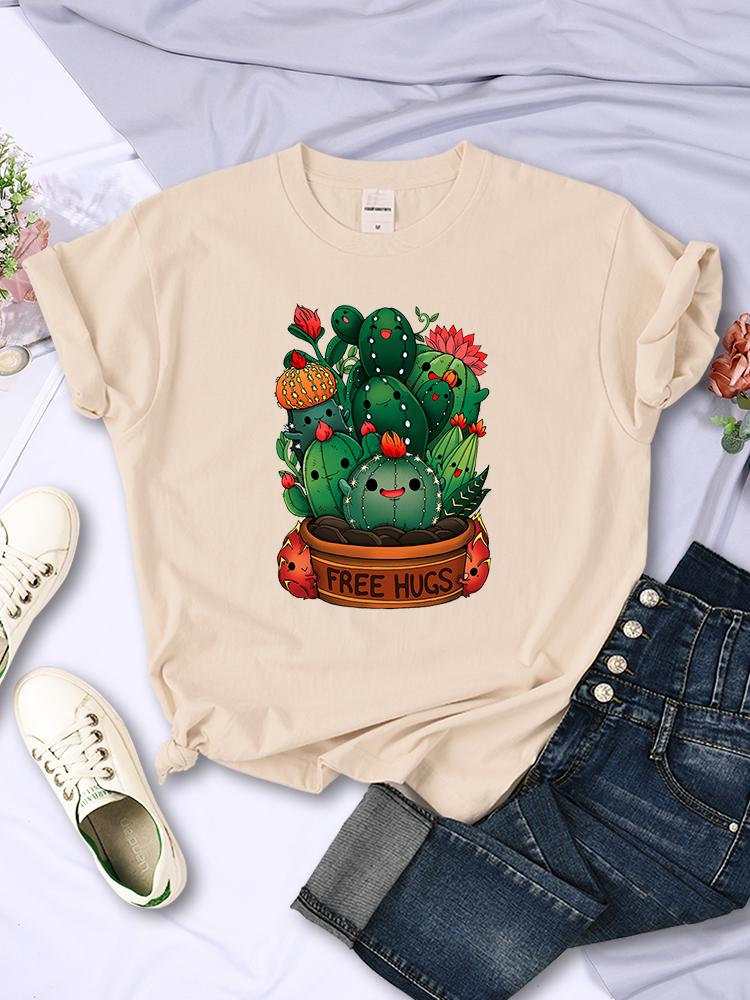 Cute Plant Cactus Free Hugs Print Women T-Shirt Personality Casual All-math Tee Clothing Street Hip Hop Tops Female Short Sleeve
