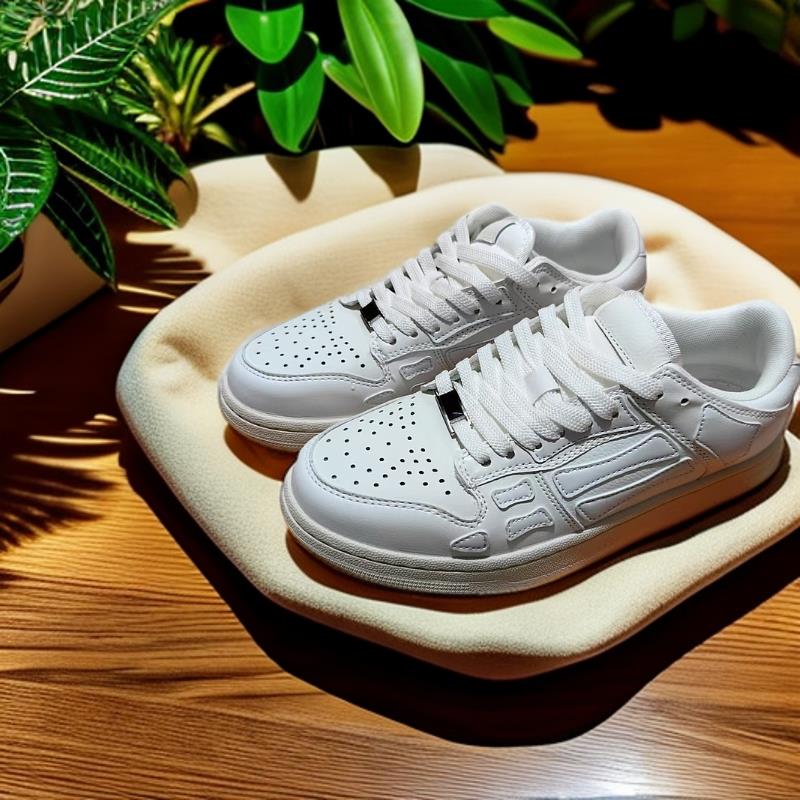 Couple style sports outdoor leisure board shoes, anti slip running shoes, popular in the summer of 2024