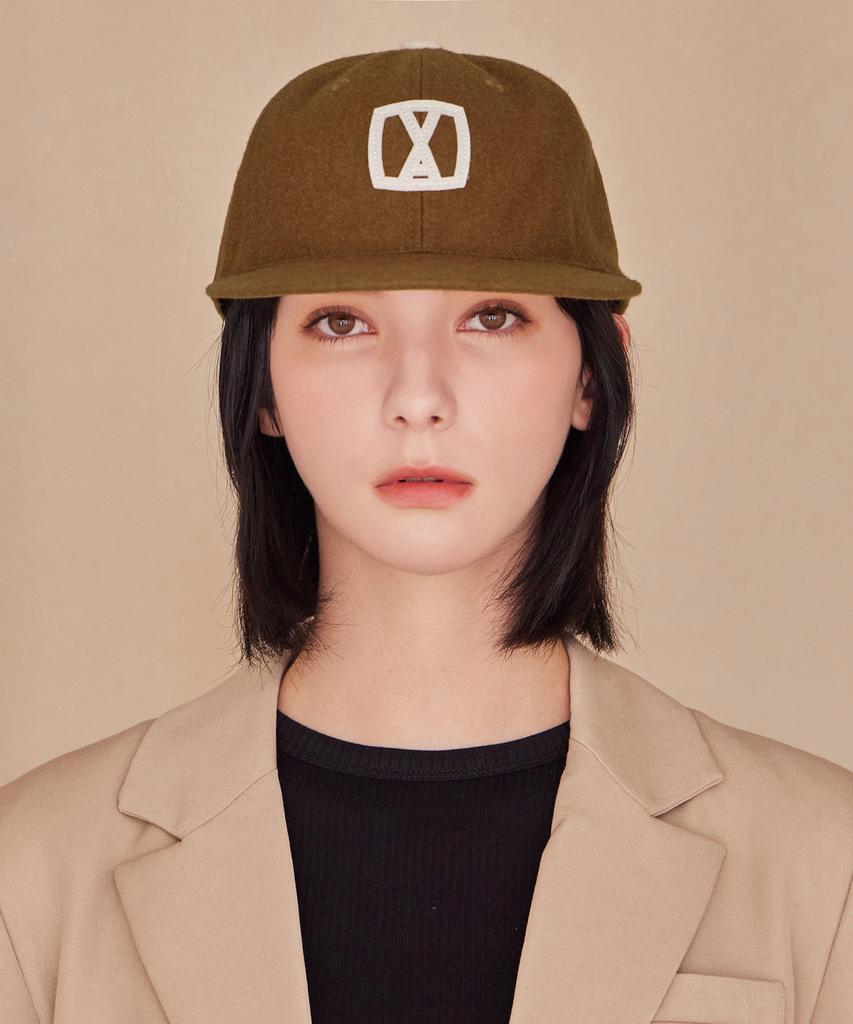 Bajal Va Square Applique Wool Baseball Cap Brown