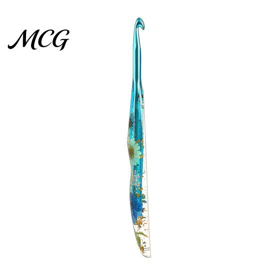 Artistic Crochet Hook Resin for Beginners, Crocheting Lovers, 2.0mm-8.0mm Ergonomic Gift Set with Long Floral Handle Blankets, Dolls, Shawls,