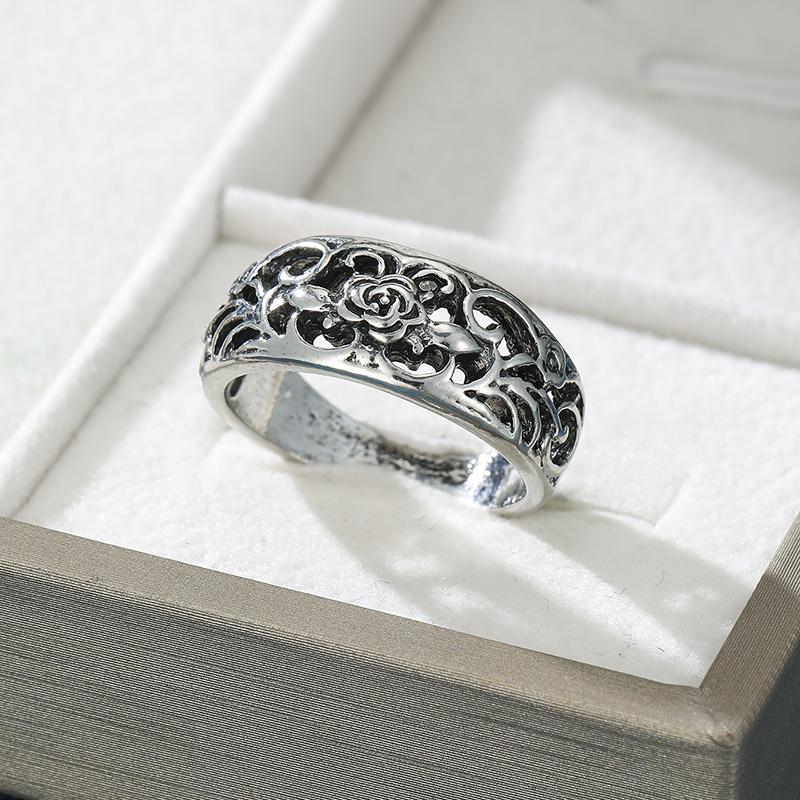 Vintage CopperColor Hollowed Out Carved Floral Pattern Ring, Women's Creative Holiday Accessory Jewelry