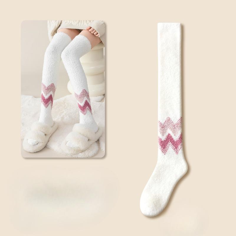White Over-the-knee Socks, Women's Winter Fleece Thickened Long Socks, Super Thick Home Warm Sleep Socks, Coral Fleece Long Socks