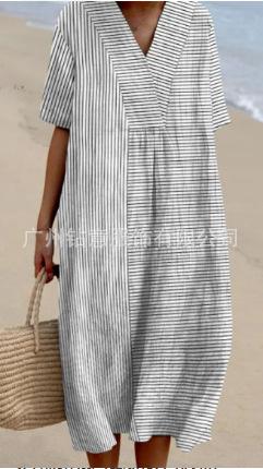New Loose Casual Comfortable V-neck Digital Printing Pleated Large Version Dress