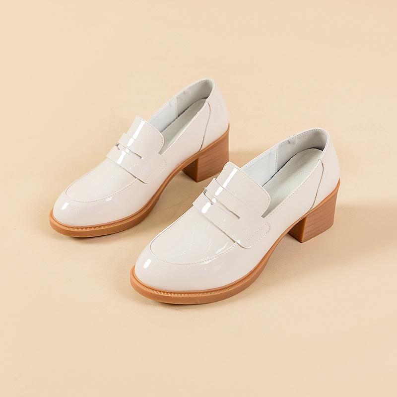 

5.5cm Breathable Comfortgable Shallow Mouth Patent Leather Loafers Women s Platform Shoes 2025 Spring Med Block Heels Shoes Mom 35