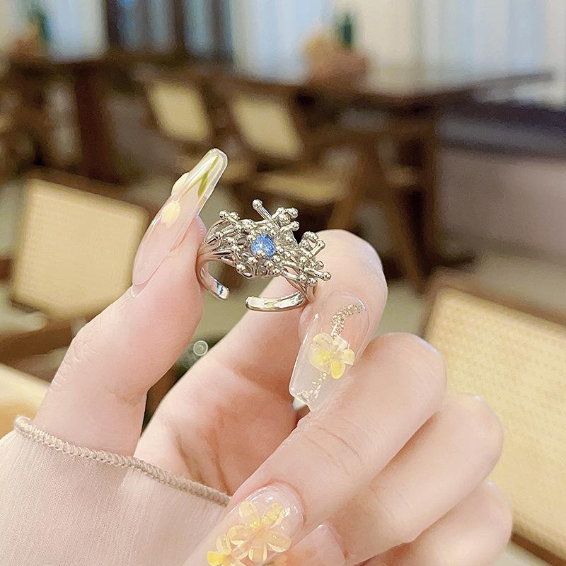 Original Design Niche Cold Wind Blue Zircon High Sense Irregular Folds Personality Open Ring Female