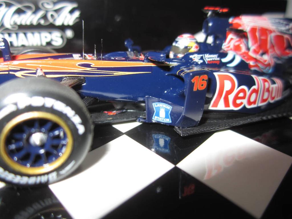 [USED] PMA Mini Champs 1/43 Toro Rosso STR5 2010 Japanese Grand Prix No. 16 Sébastien Buemi Lawson Edition (with added antenna)