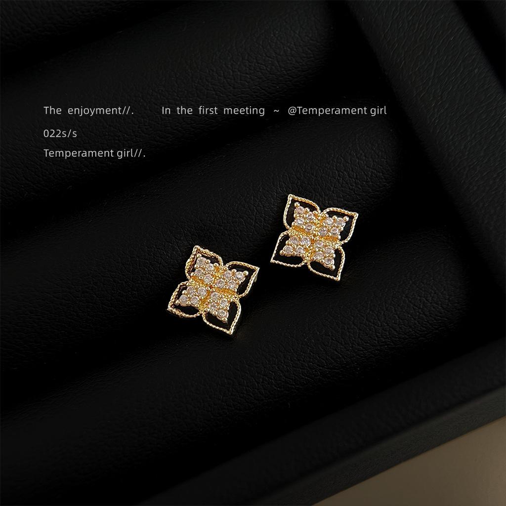French micro-inlaid zircon presbyopia shape mini version plated simple commuter, stud earrings