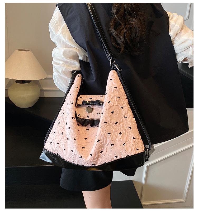 Korean Version of Temperament Bow Underarm Shoulder Bag 2025 New Sweet Cool Wind Bubble Simple Fashion Backpack Women