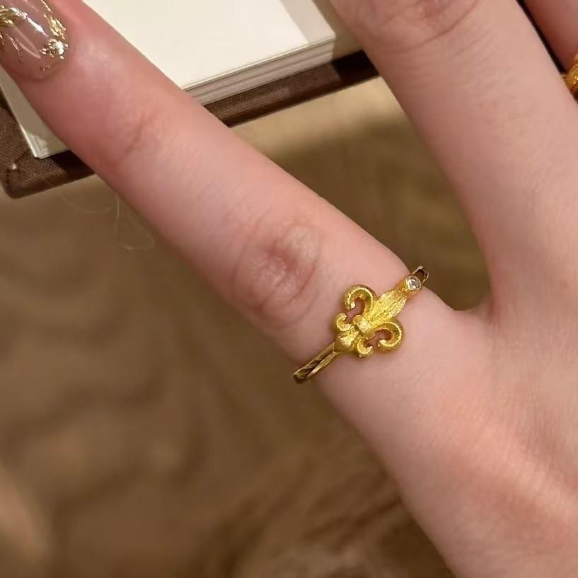 Gold Premium Iris Flower Ring Stylish Copper Finger Ring For Fashionable Women