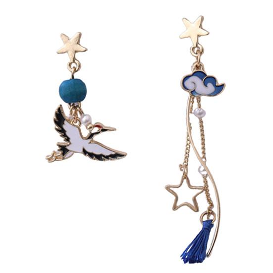 1 Pair Women Earrings Fan Crane Asymmetry Jewelry Animal Pendant Faux Pearl Painted Hook Earrings for Dating