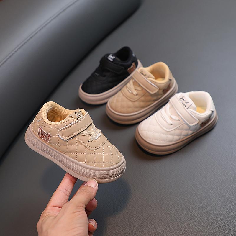 Fashion Versatile Girls Shoe for Spring New Kids Sports Shoes Soft Sole Comfor Boy Shoes Anti Slip Lightweight Girl Casual Shoe
