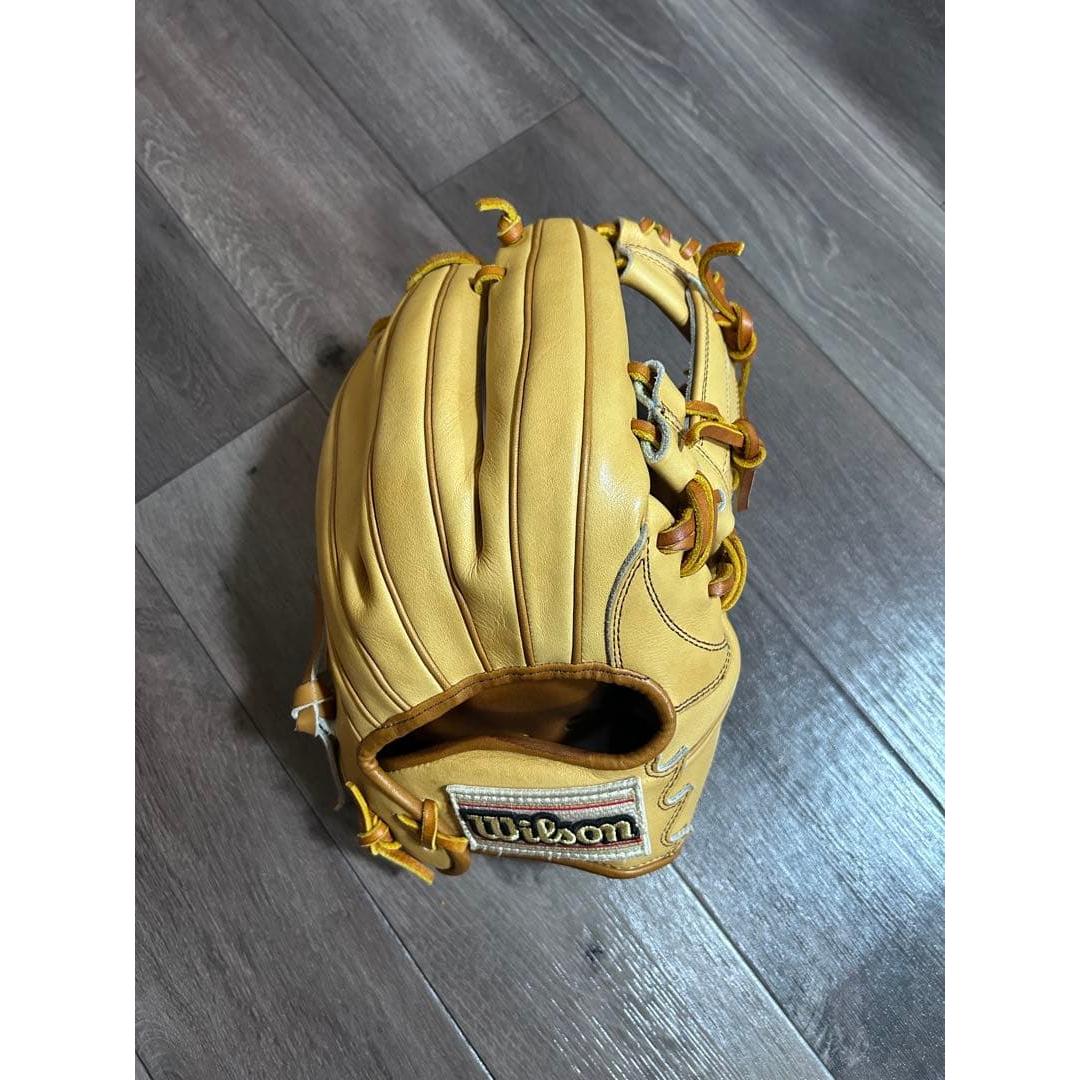 Used Wilson staff hardball glove type 1723