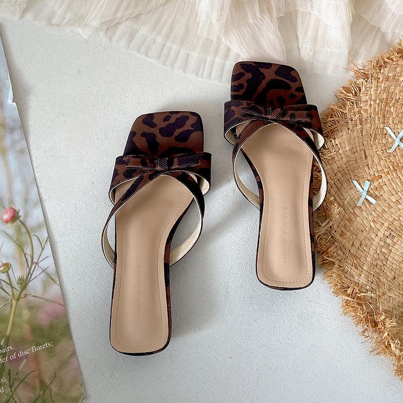 Popular fairy style pink low-heeled one-word slippers women s summer wear with skirt cool slippers 35