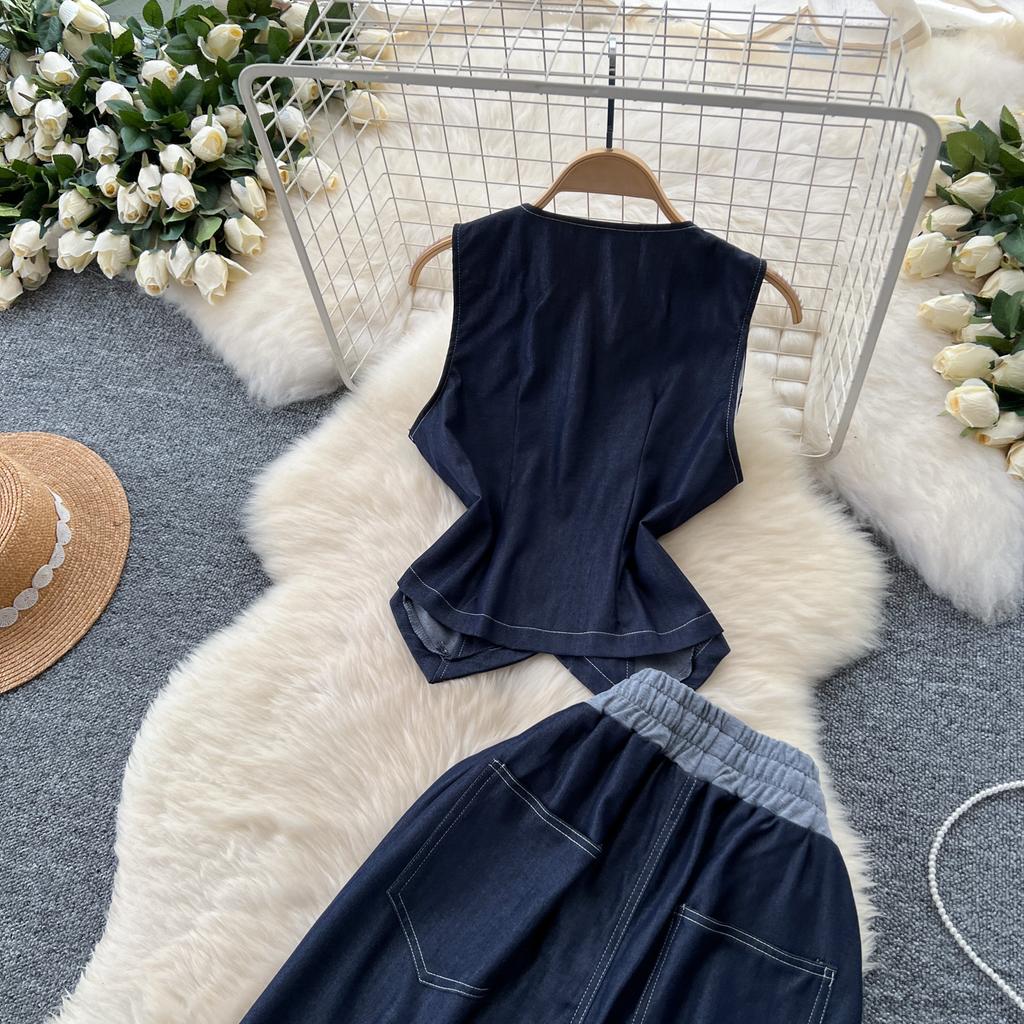 High-end Wear Women's Summer Dress Design V-neck Sleeveless Single-breasted Top Women's Two-piece Casual Wide-leg Trousers