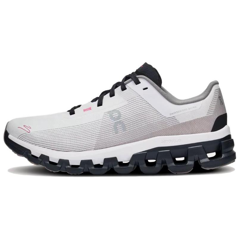 Cloudflow Wmns On 4 Distance  Белый Черный  Женские 3WD30320462 37