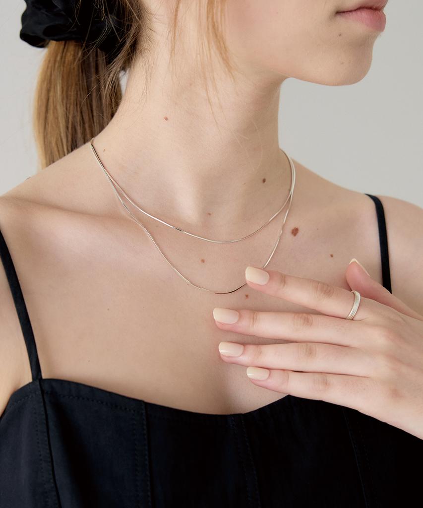 Aphrose Dual Essence Silky Chain Necklace