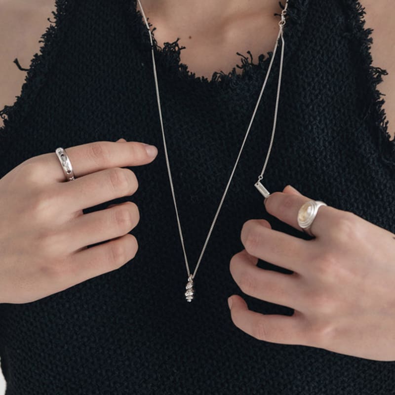 NUDOOR Spiral Necklace