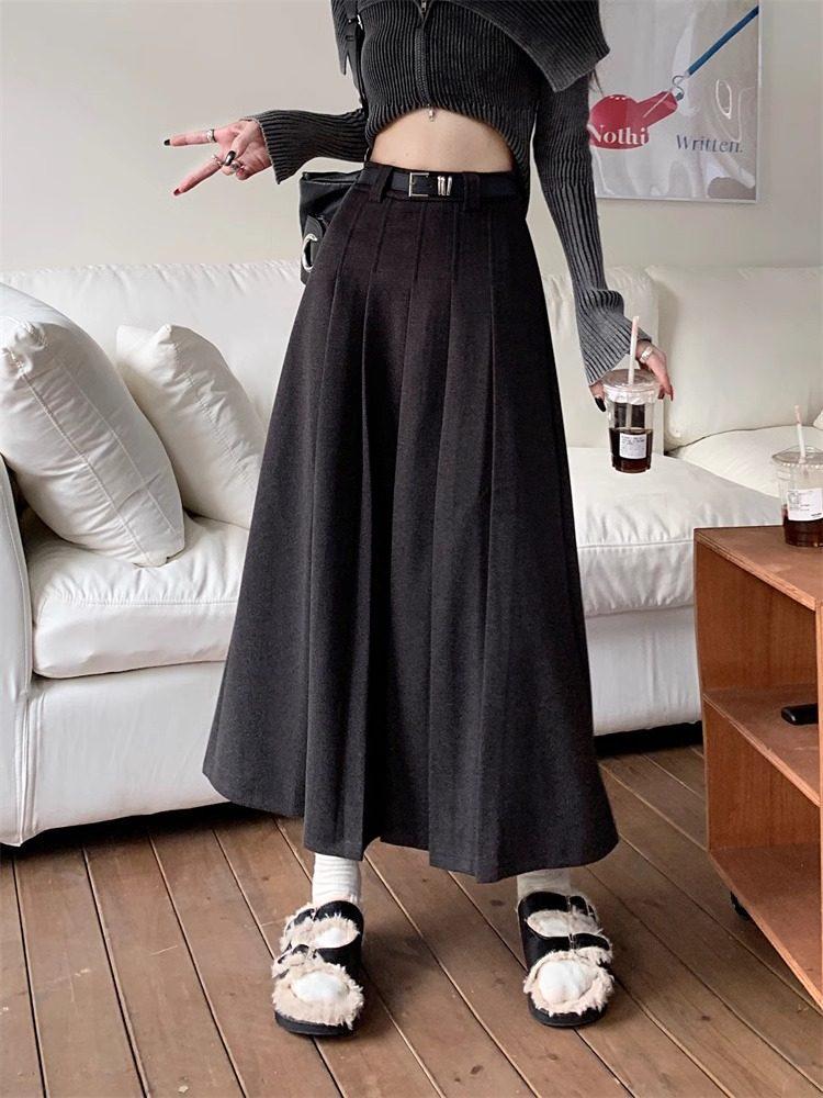 Women's Plus Size Gray Wool Blend High-Waisted Pleated Midi Skirt - Slimming Flowy Autumn Style
