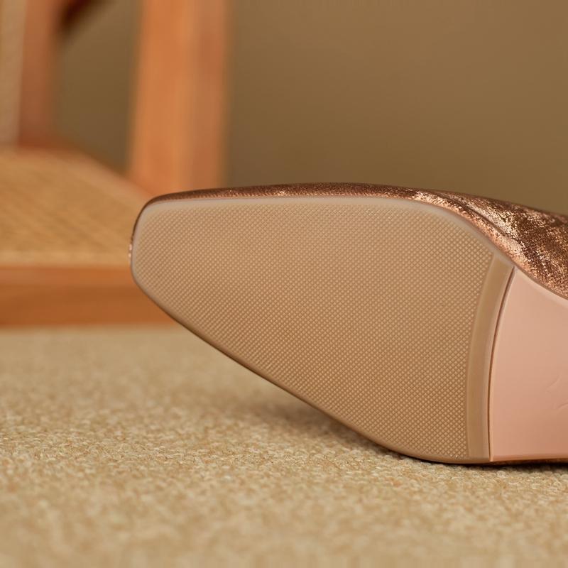 Fashion Women's New Spring and Summer Square Head Leather Retro Cow Leather Large Size Simple and Comfortable Baotou Muller Slippers
