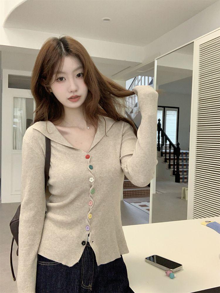 Korean Color Block Long Sleeve Knitted Sweater with Flattering Fit