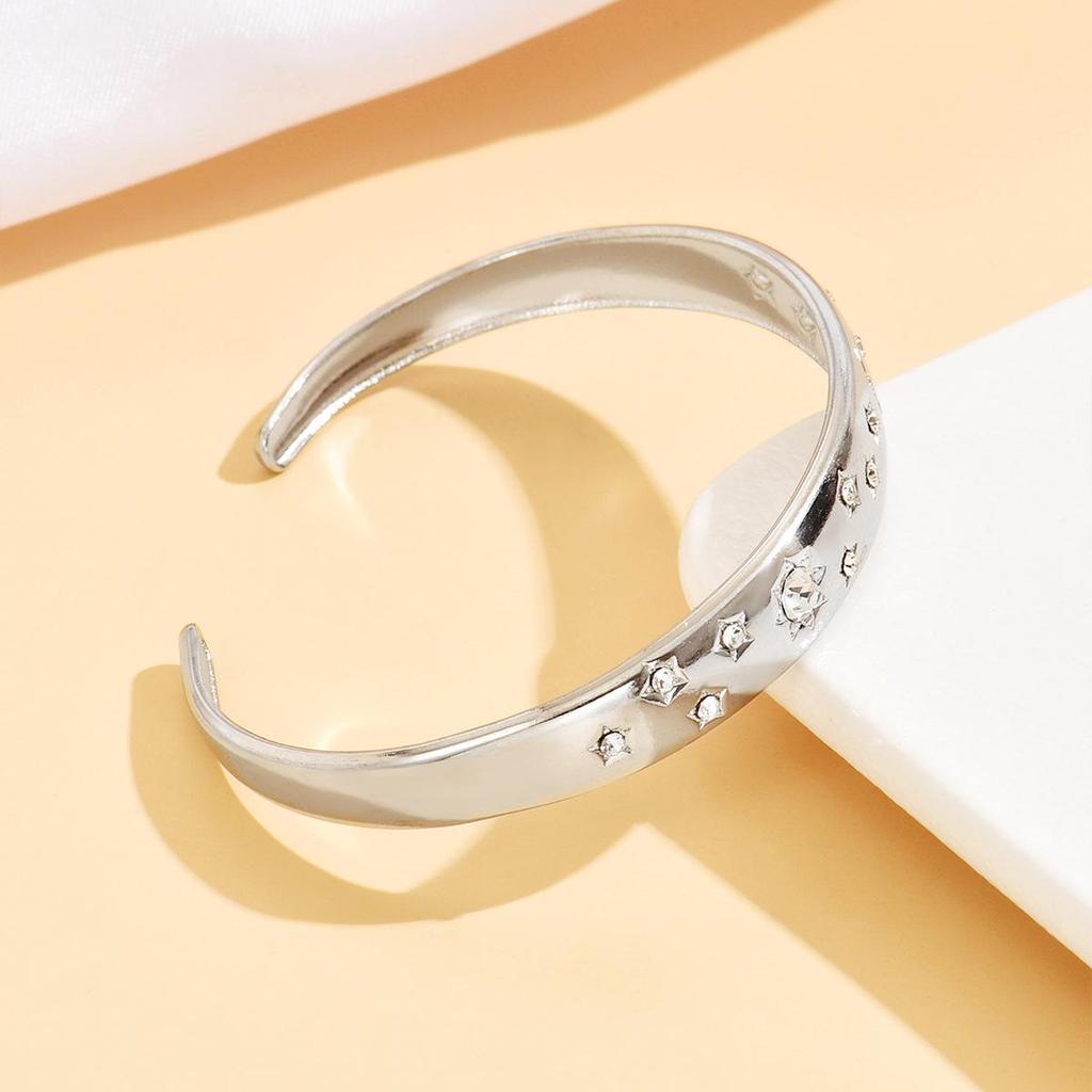 Stainless Steel Retro Palace-Style Gold-Plated Bangle with Rhinestone Star & Moon Design