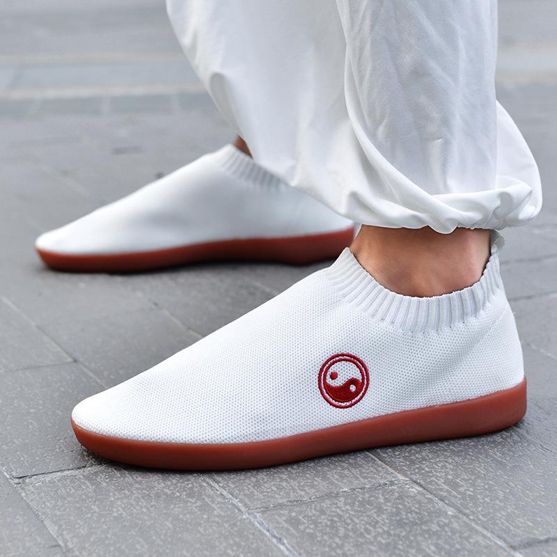 Tai Chi Shoes Men's Canvas Beef Tendon Sole Morning Exercise Shoes Women's Lightweight Breathable Martial Arts Practice Shoes Casual Tai Chi Practi