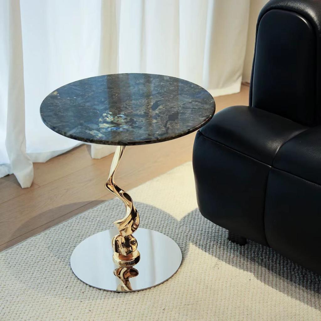 The Side Table Is a Modern, Light Luxury and Simple Round Table with Corner Support Feet and Marble Round Table Base