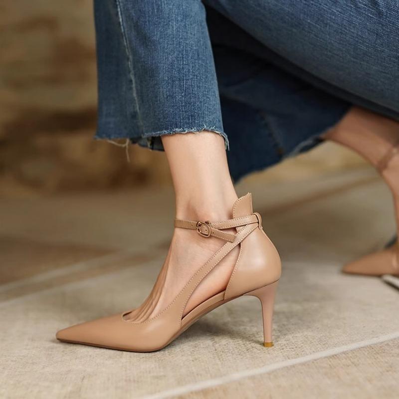 Fashion So Comfortable! French One-strap Flip-flops with Thin Heels, Pointed Tips and High Heels, A Fashionable Single-shoe Woman