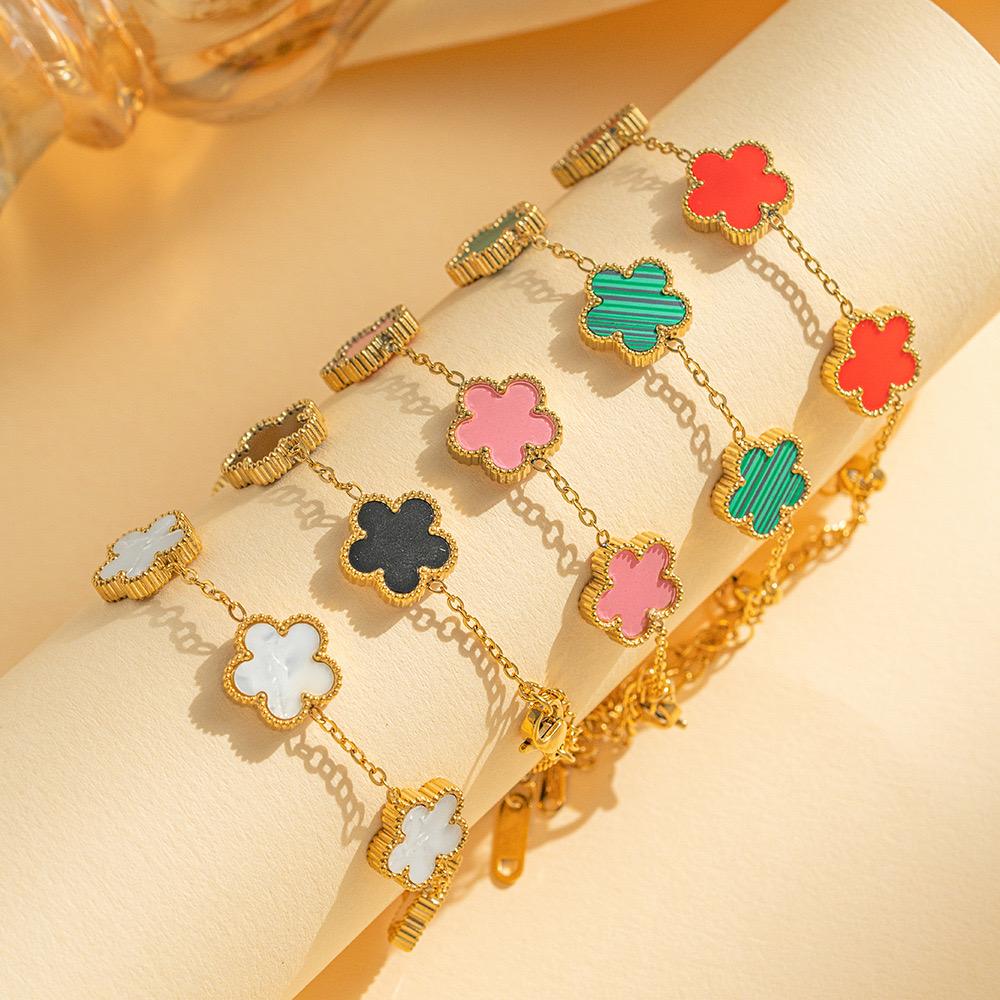 Lucky Straw Five Leaf Flower Bracelet Women's Light Luxury Premium Feeling 18k Non-Fading Waterproof Stainless Steel Bracelet