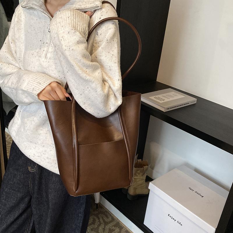 

Простая вместительная сумка-ведро в стиле ретро для женщин, осень и зима, новая повседневная сумка через плечо для поездок на работу, высококачественная сумка Sense для детей и мам