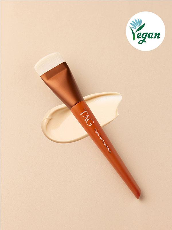 Tag Vegan Flat Foundation Brush