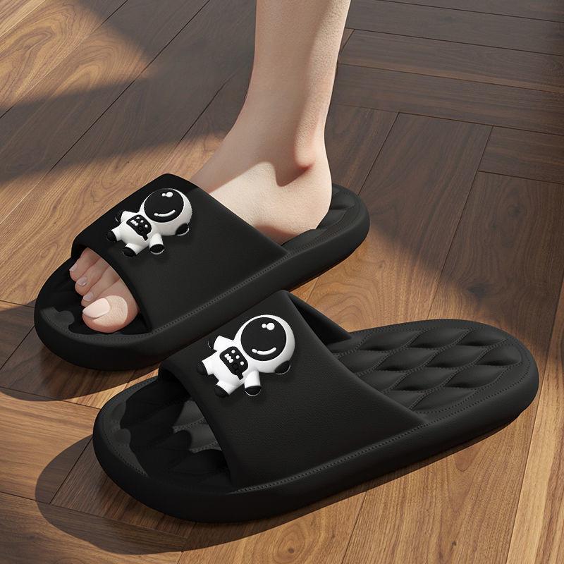 

Летние домашние нескользящие удобные тапочки с толстой подошвой. Домашняя ванная комната. Легкие сандалии с мягкой подошвой Q для пары. 44-45